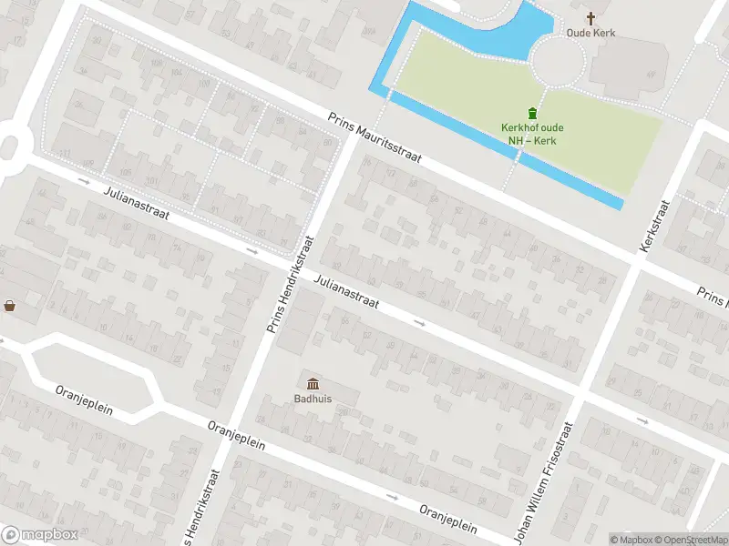 Ambulance met grote spoed naar de Julianastraat in Zwijndrecht