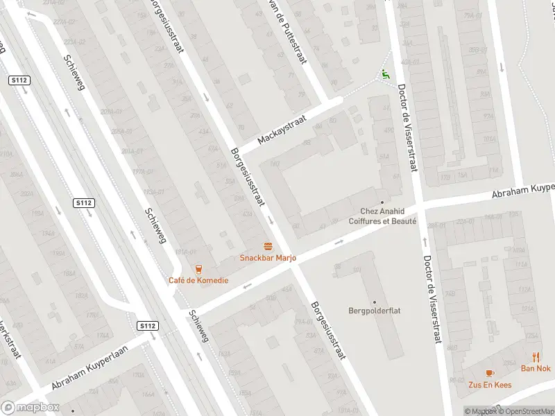 Brandweer met gepaste spoed naar de Dr. de Visserstraat in Rotterdam