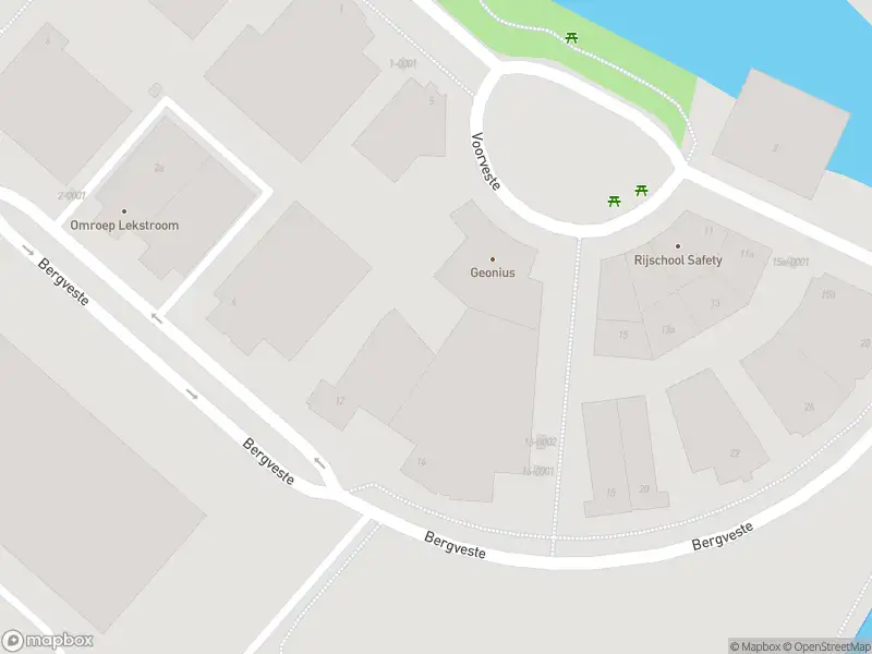 Politie naar de Bergveste in Houten vanwege aanrijding met letsel