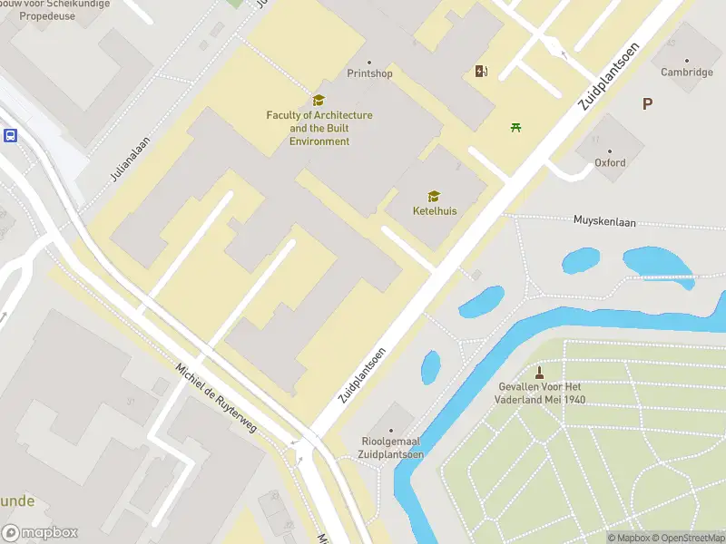 Ambulance met grote spoed naar de Zuidplantsoen in Delft