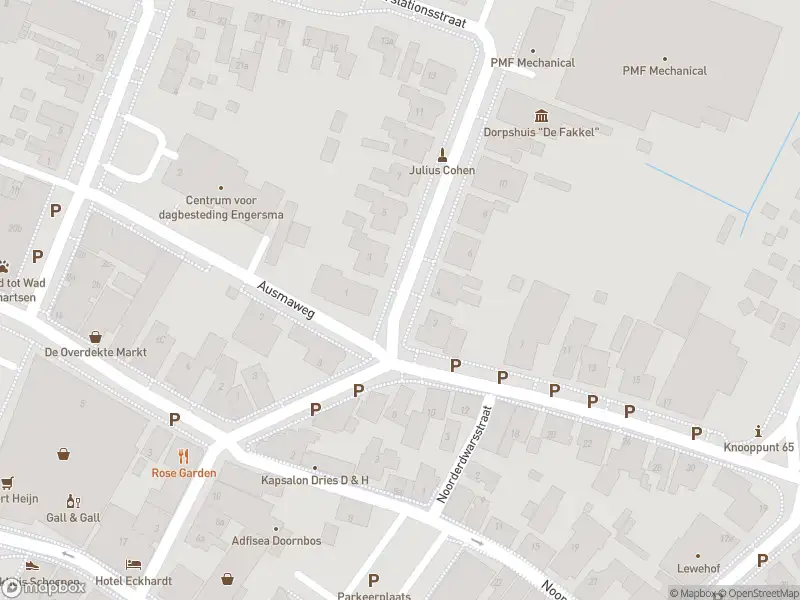 Brandweer met grote spoed naar de Departementsstraat in Uithuizen vanwege gebouwbrand