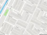 Ambulance met grote spoed naar de Hoofdland in Zwijndrecht