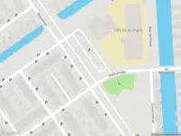 Politie naar de Nova Zemblastraat in Almere vanwege steekincident