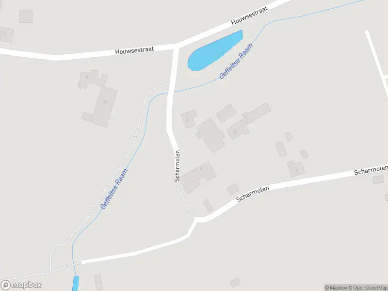 Brandweer met grote spoed naar de Scharmolen in Oeffelt vanwege gebouwbrand