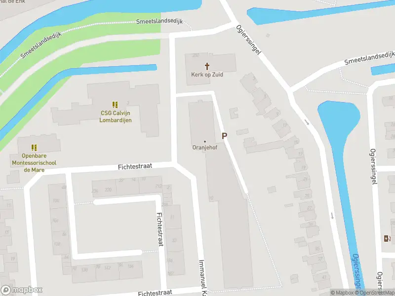 Ambulance met gepaste spoed naar de Immanuel Kantstraat in Rotterdam