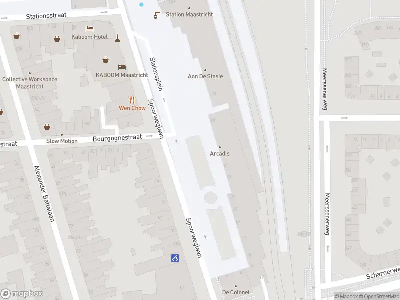 Brandweer met gepaste spoed naar de Stationsplein in Maastricht