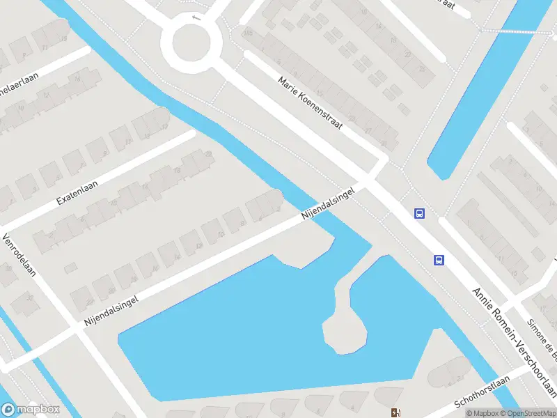 Ambulance met grote spoed naar de Nijendalsingel in Spijkenisse