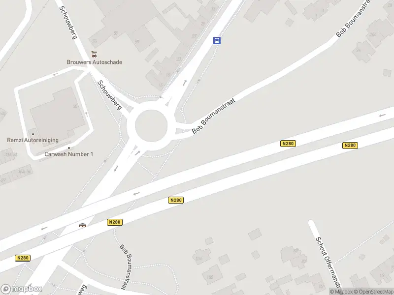 Politie naar de Neerstraat in Roermond vanwege aanrijding met letsel