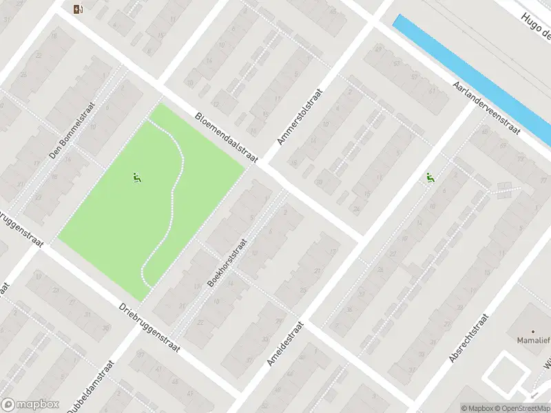 Ambulance met grote spoed naar de Boekhorststraat in Zoetermeer