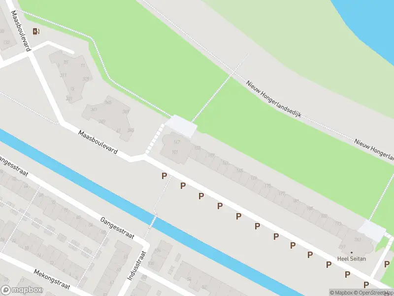 Ambulance met gepaste spoed naar de Maasboulevard in Spijkenisse