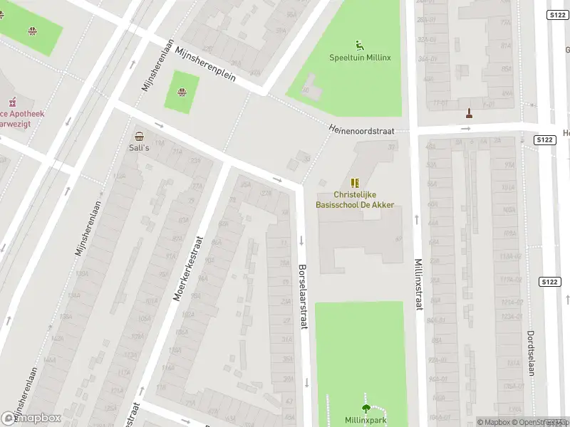 Ambulance met grote spoed naar de Borselaarstraat in Rotterdam