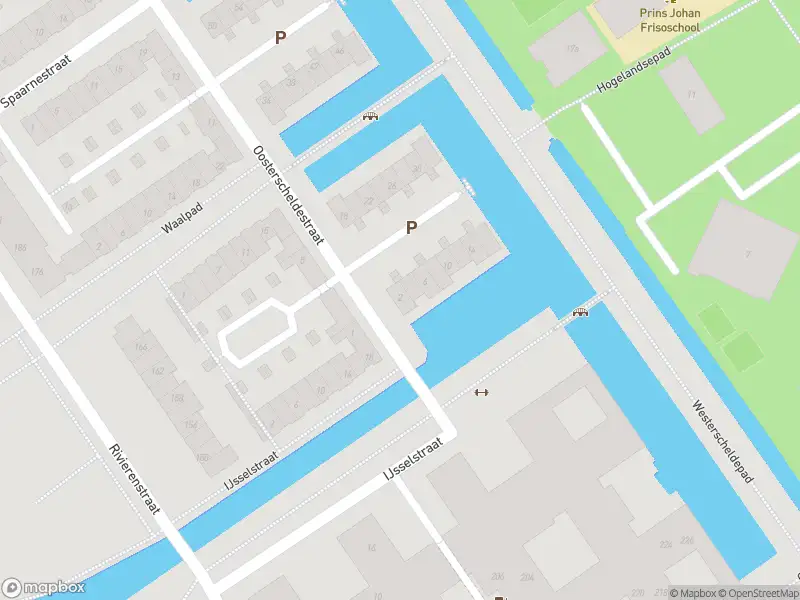 Ambulance met gepaste spoed naar de Oosterscheldestraat in Berkel en Rodenrijs