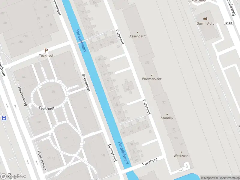 Brandweer met grote spoed naar de Vurehout in Zaandam vanwege gebouwbrand