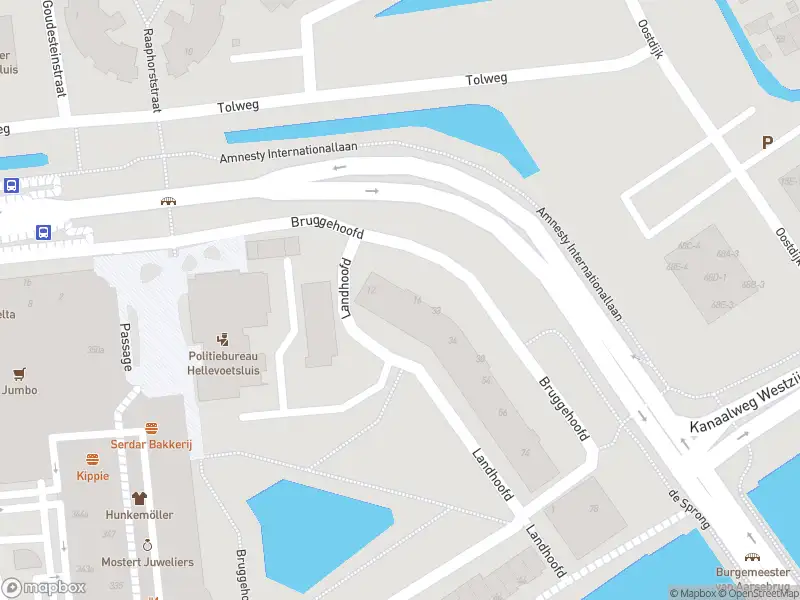 Ambulance met gepaste spoed naar de Bruggehoofd in Hellevoetsluis