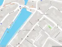 Ambulance met grote spoed naar de Kerksteiger in Dordrecht