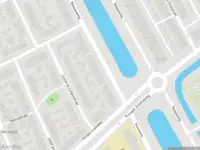 Ambulance met gepaste spoed naar de Nassauweg in Dordrecht