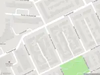 Brandweer met grote spoed naar de Olivier van Noortstraat in Veghel vanwege waarnemen gaslucht