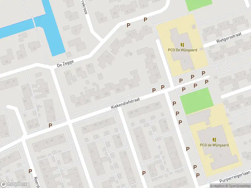 Brandweer met grote spoed naar de Kiekendiefstraat in Zwartsluis vanwege reanimatie