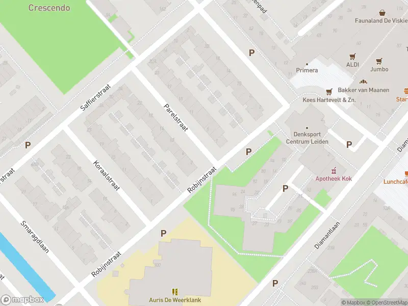 Brandweer met gepaste spoed naar de Parelstraat in Leiden vanwege afgaan rookmelder