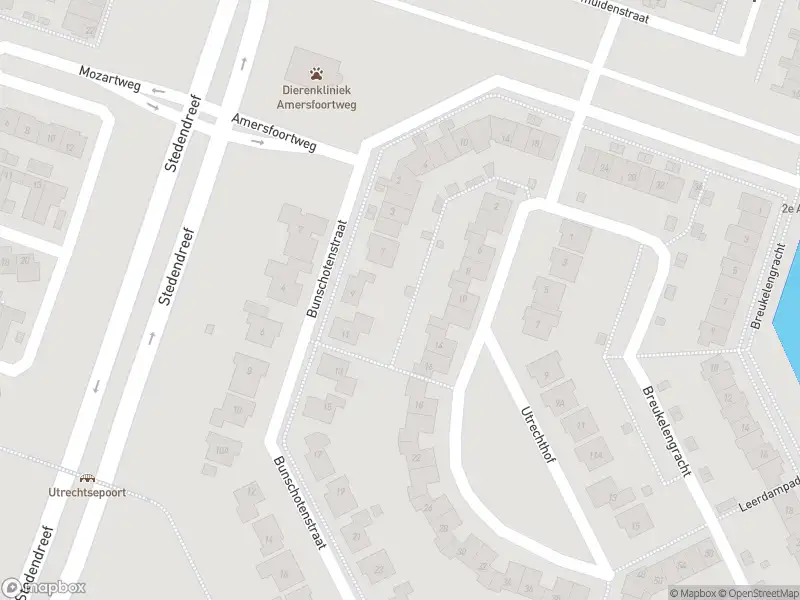 Politie naar de Enschedepad in Almere