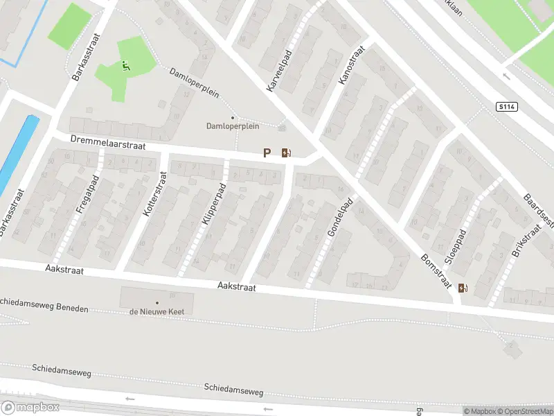 Ambulance met grote spoed naar de Schokkerstraat in Rotterdam