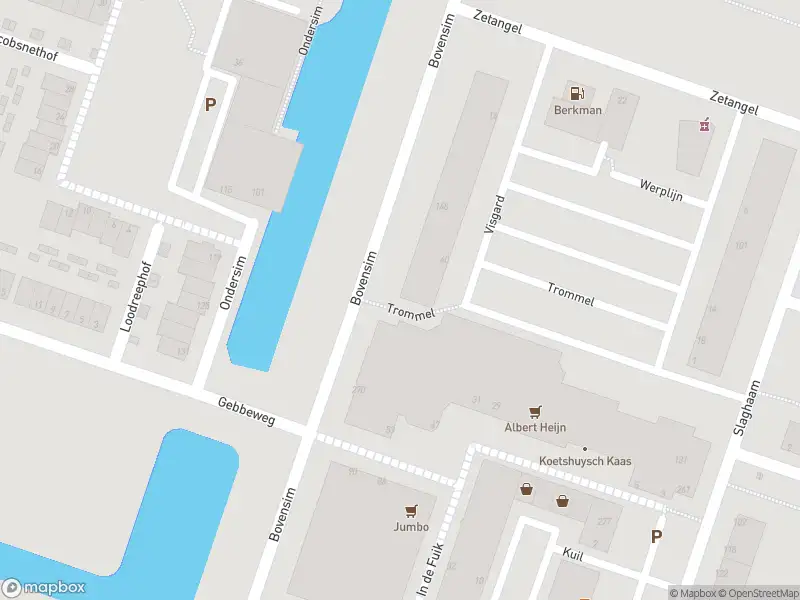 Ambulance met grote spoed naar de Bovensim in Hoogvliet Rotterdam