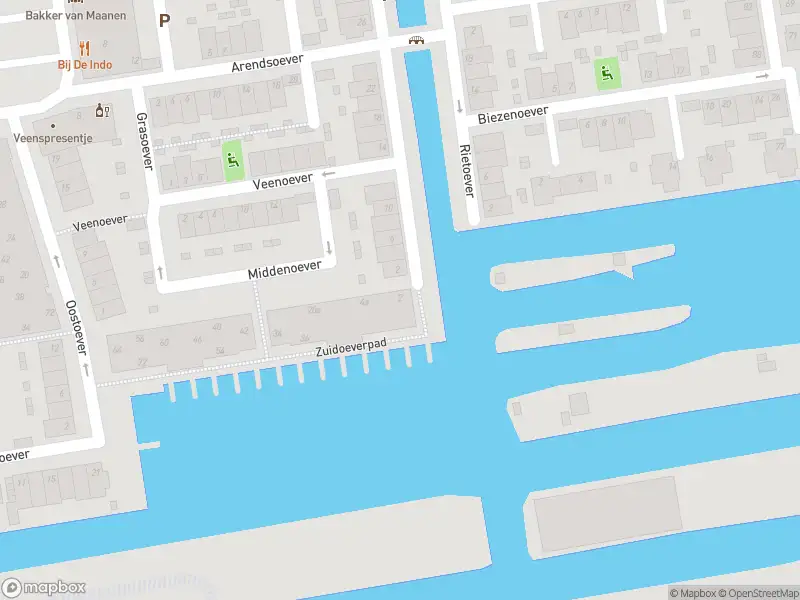 Ambulance met gepaste spoed naar de Middenoever in Roelofarendsveen