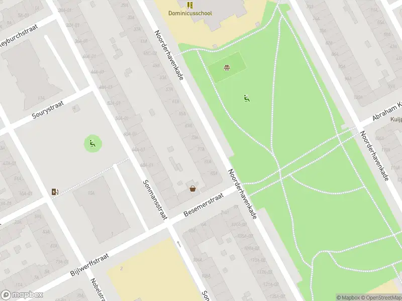 Ambulance met grote spoed naar de Noorderhavenkade in Rotterdam