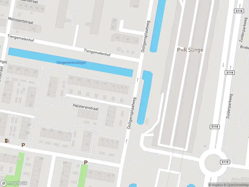 Ambulance met gepaste spoed naar de Tiengemetensingel in Rotterdam