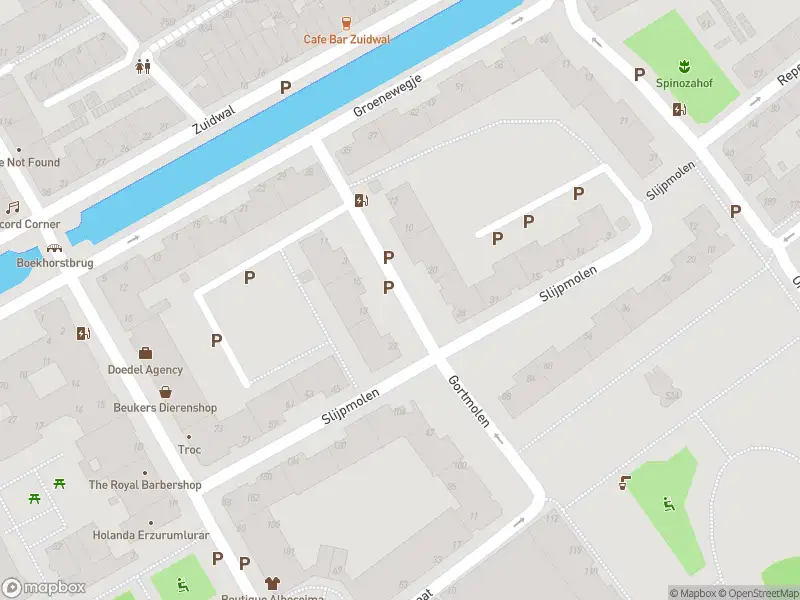 Ambulance met grote spoed naar de Gortmolen in 's-Gravenhage