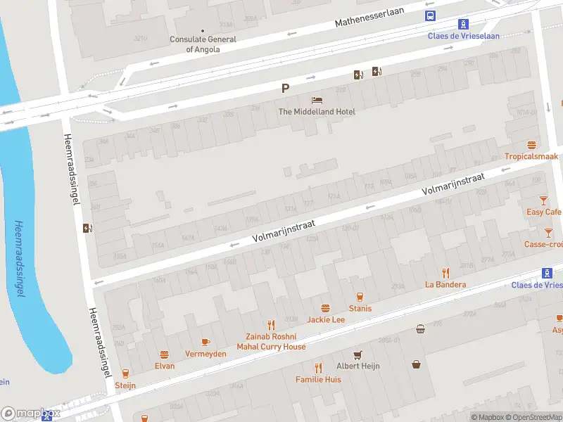 Ambulance met grote spoed naar de Volmarijnstraat in Rotterdam