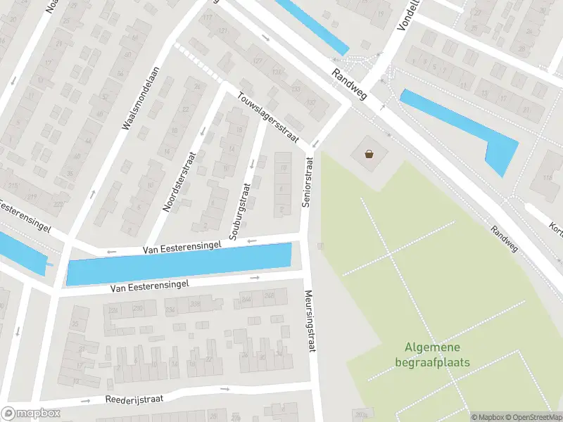 Ambulance met grote spoed naar de Seniorstraat in Alblasserdam