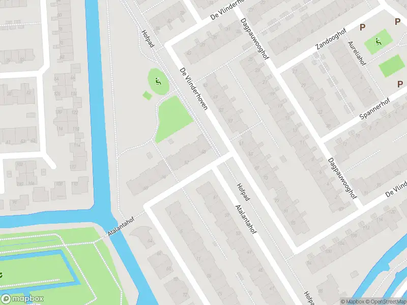 Ambulance met grote spoed naar de Atalantahof in Schiedam