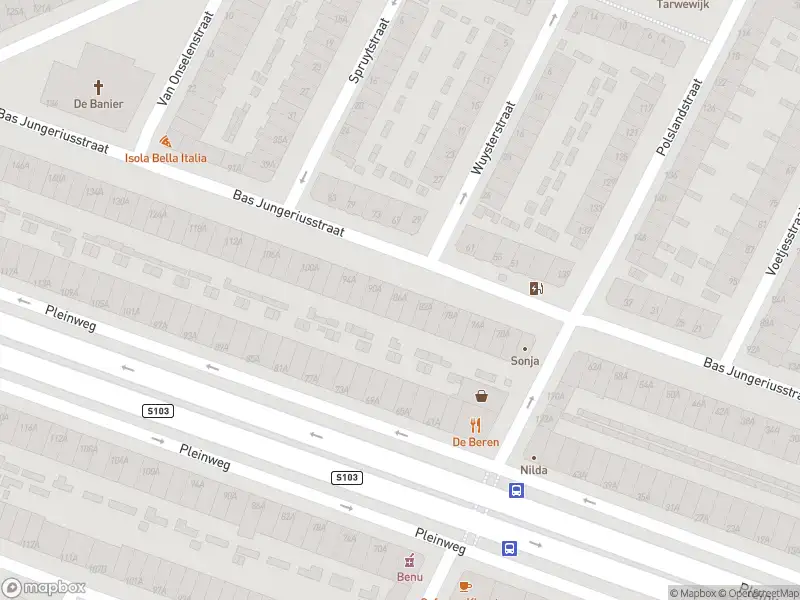 Ambulance met grote spoed naar de Bas Jungeriusstraat in Rotterdam