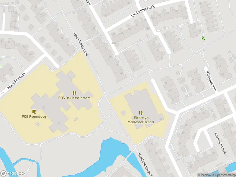 Ambulance met grote spoed naar de Dotterbloemkreek in Leiderdorp