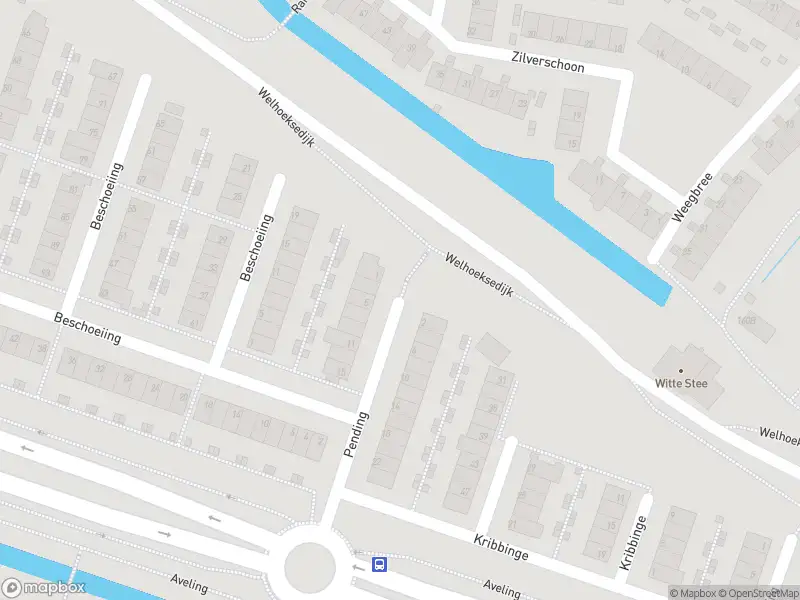 Ambulance met grote spoed naar de Pending in Hoogvliet Rotterdam