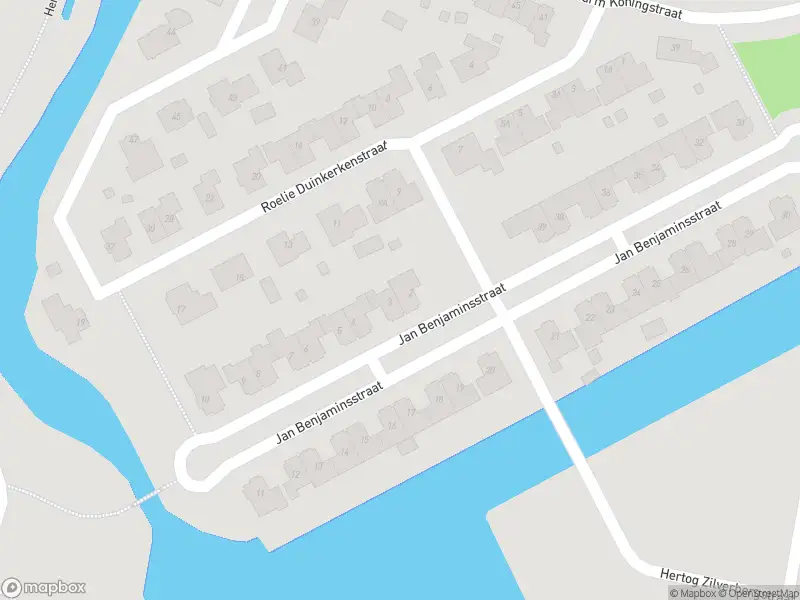 Brandweer met gepaste spoed naar de Jan Benjaminsstraat in Coevorden vanwege een buitenbrand