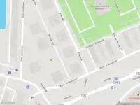 Ambulance met grote spoed naar de Vlaskade in Rotterdam