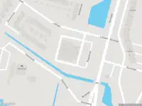 Ambulance met gepaste spoed naar de Reggestraat in Ridderkerk