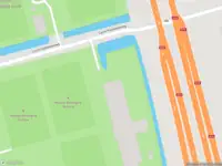 Ambulance met grote spoed naar de Prinsenlaan in Rotterdam