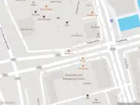 Ambulance met grote spoed naar de Pegasusweg in Rotterdam