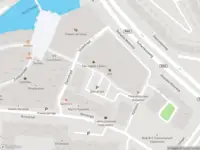 Ambulance met grote spoed naar de Damstraat in Spijkenisse