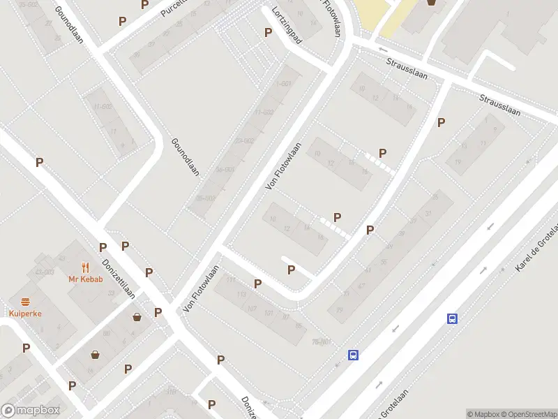 Brandweer met grote spoed naar de Hugo Wolfstraat in Eindhoven vanwege reanimatie