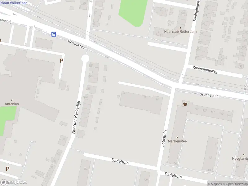 Ambulance met grote spoed naar de Lotustuin in Rotterdam