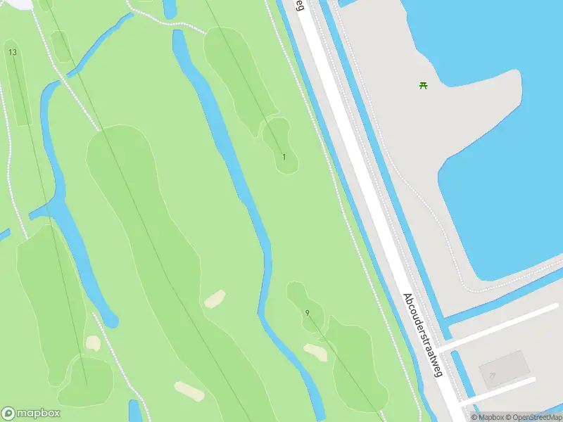 Ambulance met gepaste spoed naar de Abcouderstraatweg in Amsterdam