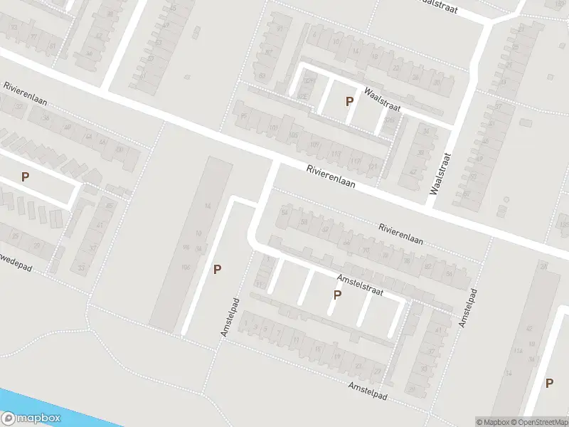 Ambulance met gepaste spoed naar de Rivierenlaan in Rozenburg