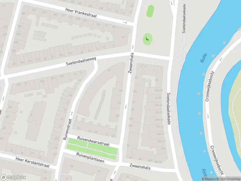 Ambulance met grote spoed naar de Zwaanshals in Rotterdam