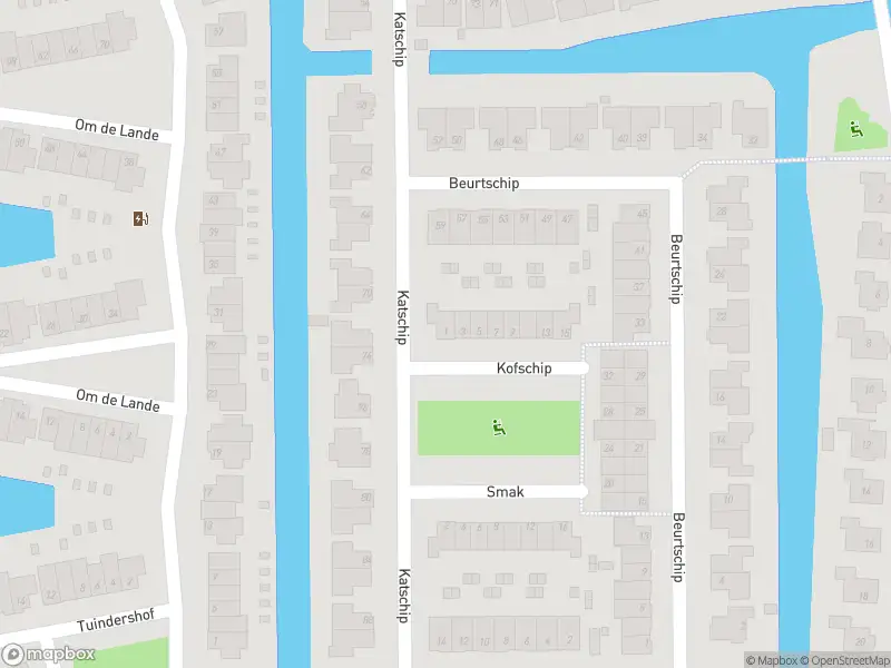 Ambulance met gepaste spoed naar de Kofschip in Enkhuizen