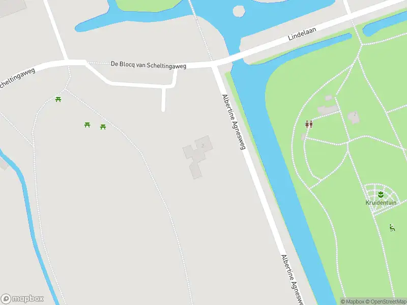 Brandweer met grote spoed naar de Albertine Agnesweg in Oranjewoud vanwege gebouwbrand