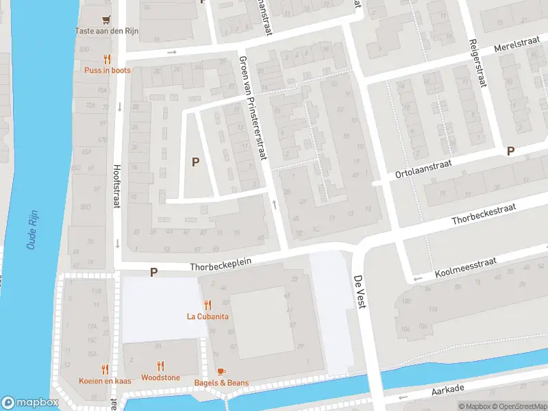 Ambulance met grote spoed naar de Groen van Prinstererstraat in Alphen aan den Rijn